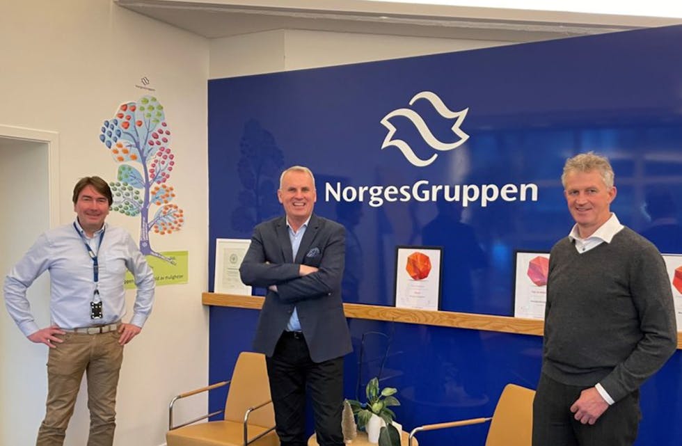 F.v.: Kjetil Flåterud Kjededirektør i NorgesGruppen, Hans Olav Bakås CEO Mat-Norge og Helge A Myre IT ansvarlig butikksystemer i NorgesGruppen.
