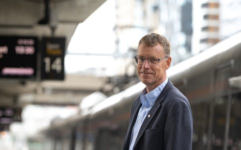 Knut Sletta, Jernbanedirektør i Jernbanedirektoratet